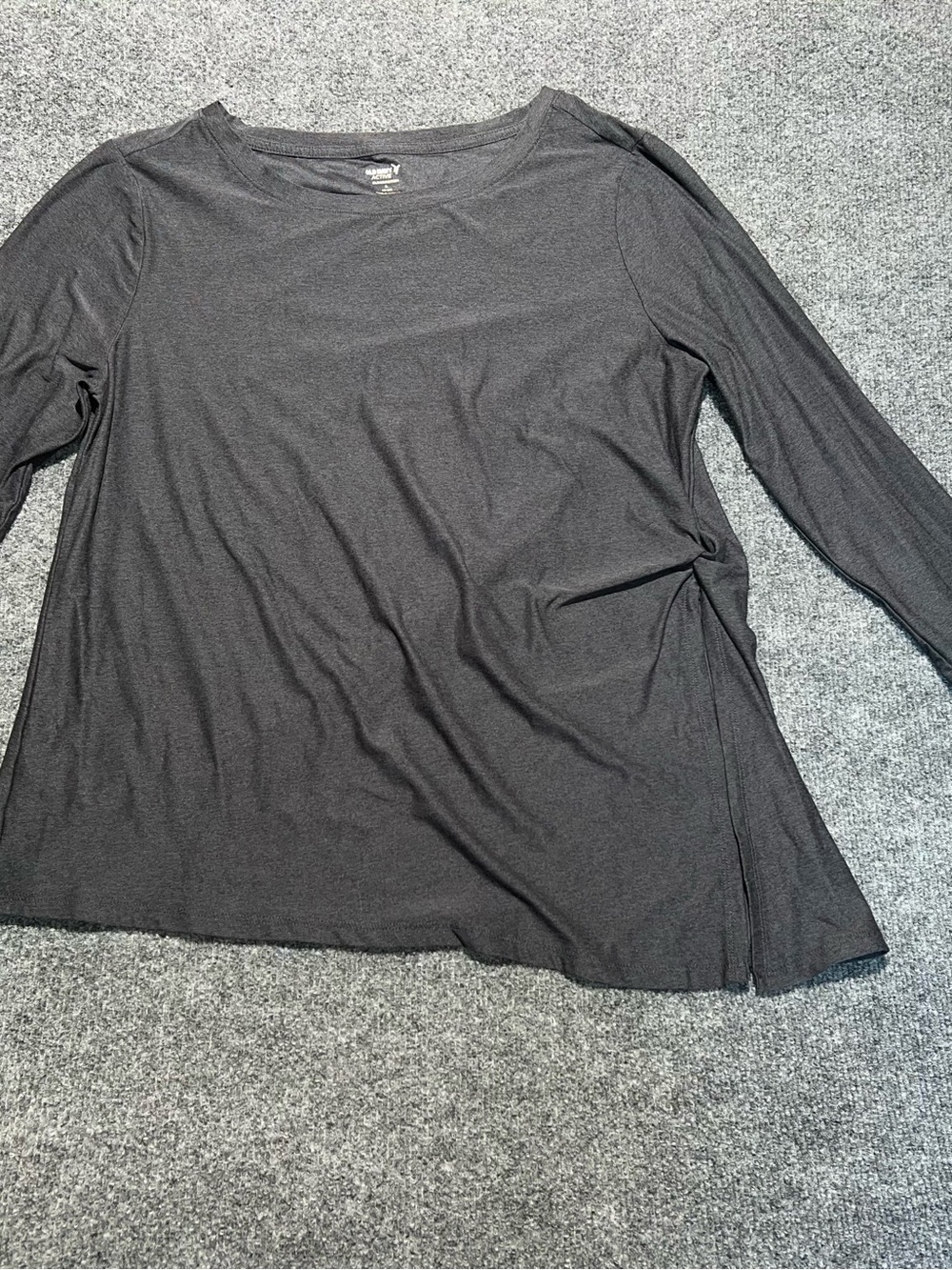 Old Navy Active Cloudmotion Black Long Sleeve Crewneck Tee Thumbhole‎ Large